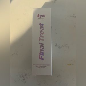 TYS Beauty Final Treat Clear Hyaluronic Acid Setting Spray. NIB